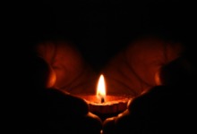 8 Simpatias poderosas que fazem uso de velas