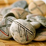 Runas a origem mística dos símbolos ancestrais e seus significados