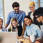 Compatibilidade entre signos no trabalho: descubra como os astros influenciam sua carreira