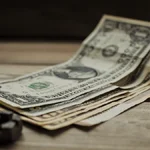 Sonhar com dólar o que pode revelar sobre sua vida