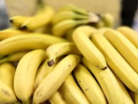 Sonhar com banana, o que revela sobre prosperidade e desejos